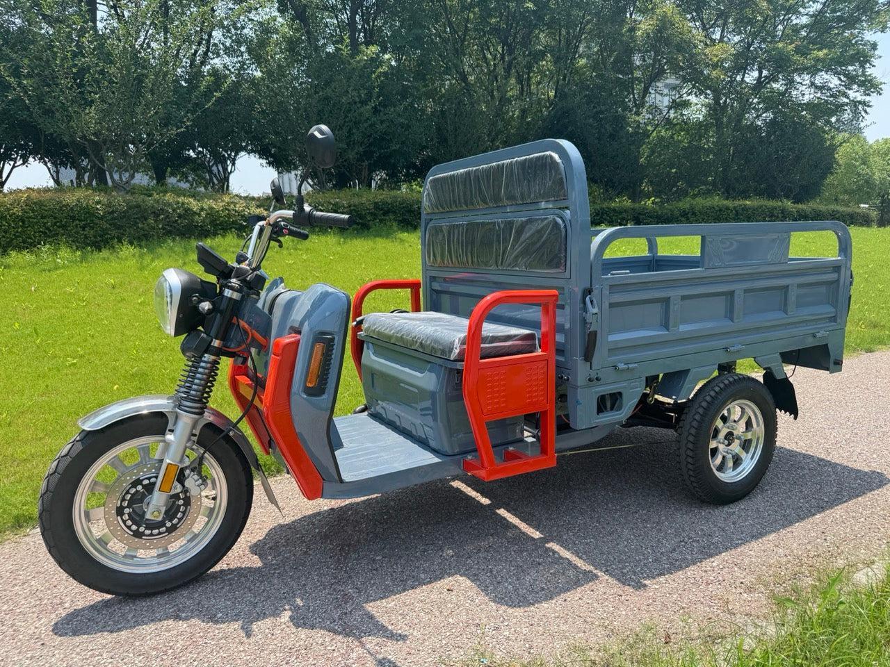 CargoMax 800 Elektromos platformos szállítóeszköz, Mezőgazdasági eszköz, Szürke