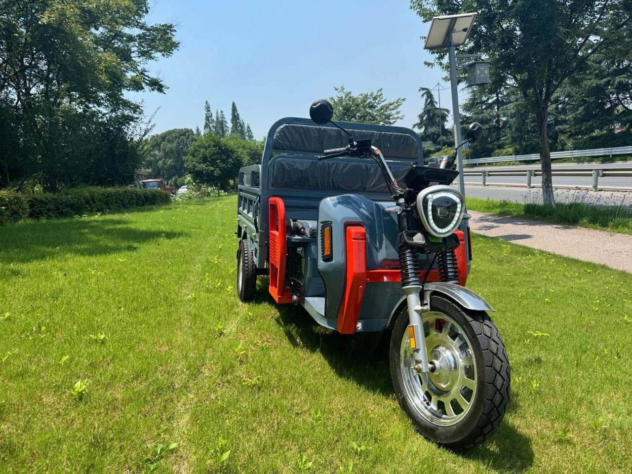 CargoMax 800 Elektromos platformos szállítóeszköz, Mezőgazdasági eszköz, Szürke